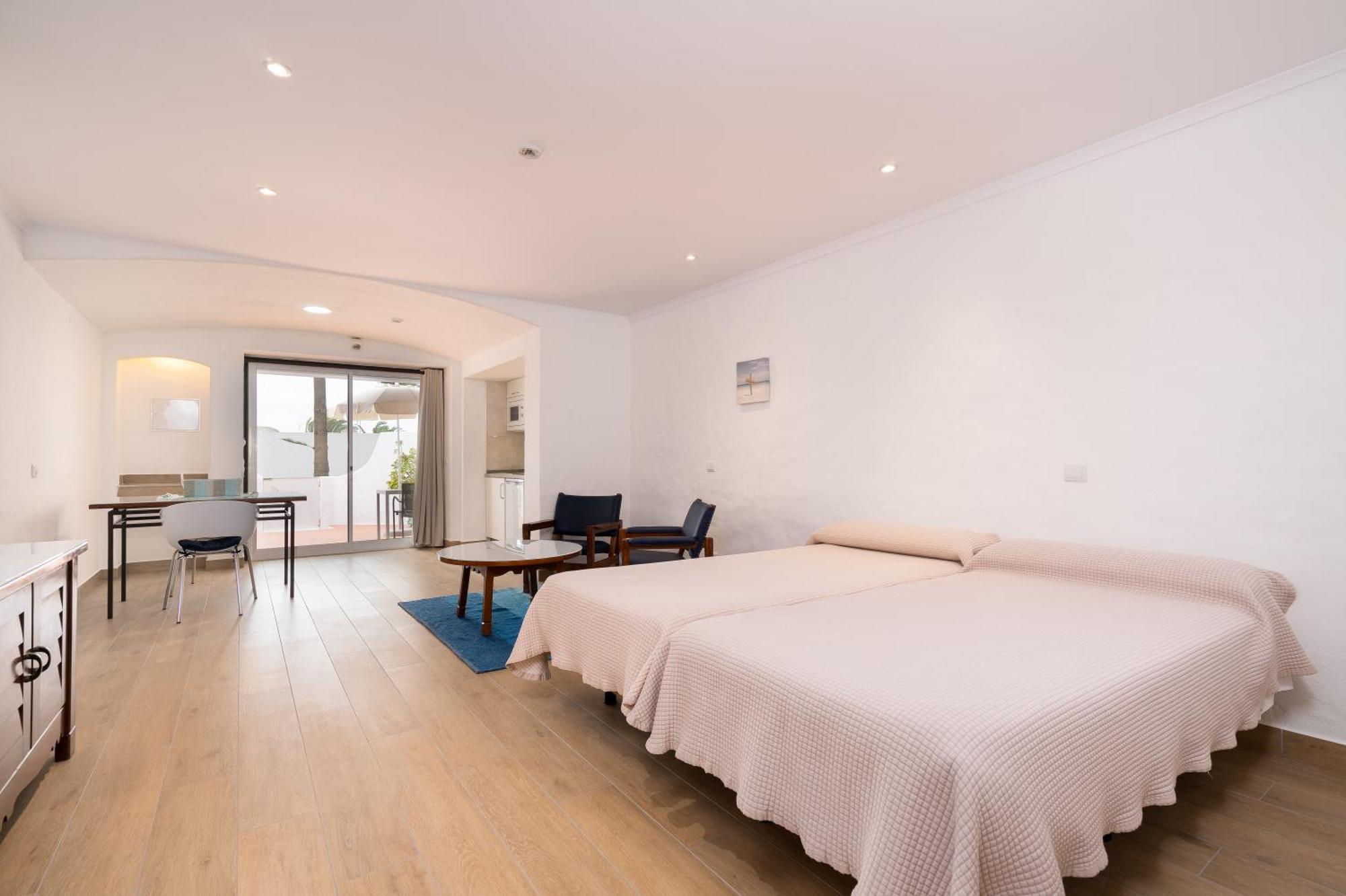 Hotel apartamentowy Borda D'agua 3*